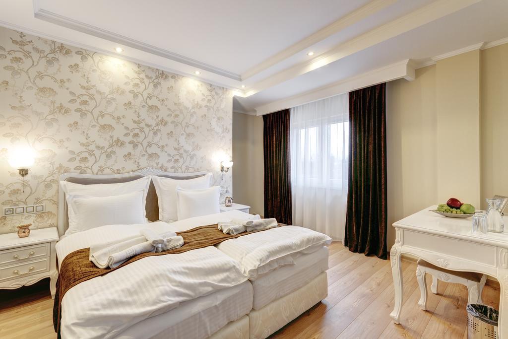 Boutique Hotel Diama Mratin Room photo