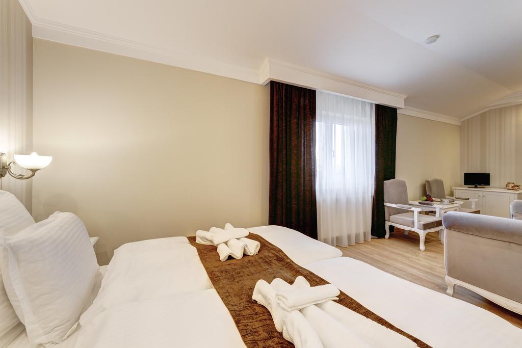 Boutique Hotel Diama Mratin Room photo